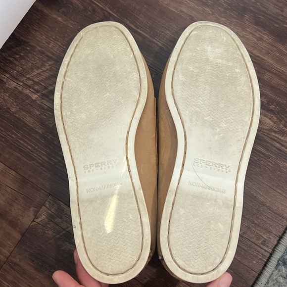 Sperry Boat Shoes - Picture 8 of 9
